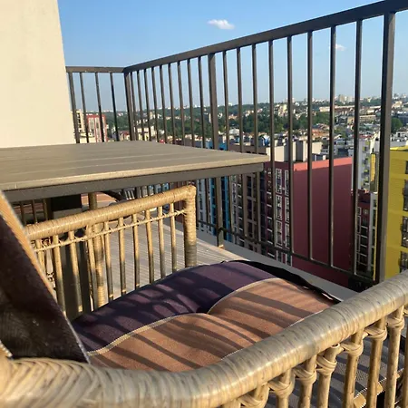 Modern 3-bedroom Jacuzzi Daire *